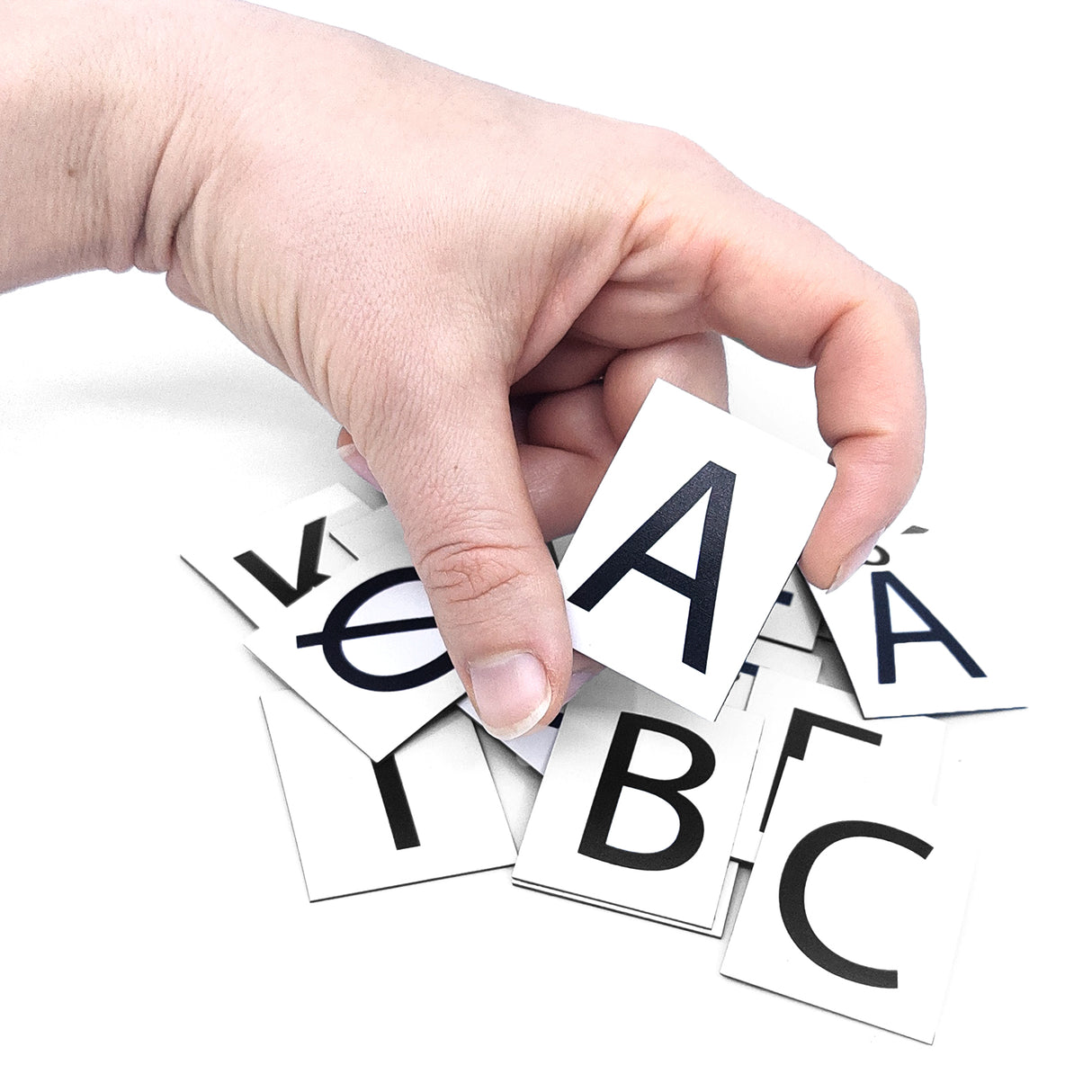 Magnetic letters A-Å - Magnetic foil 3x4.5 cm.