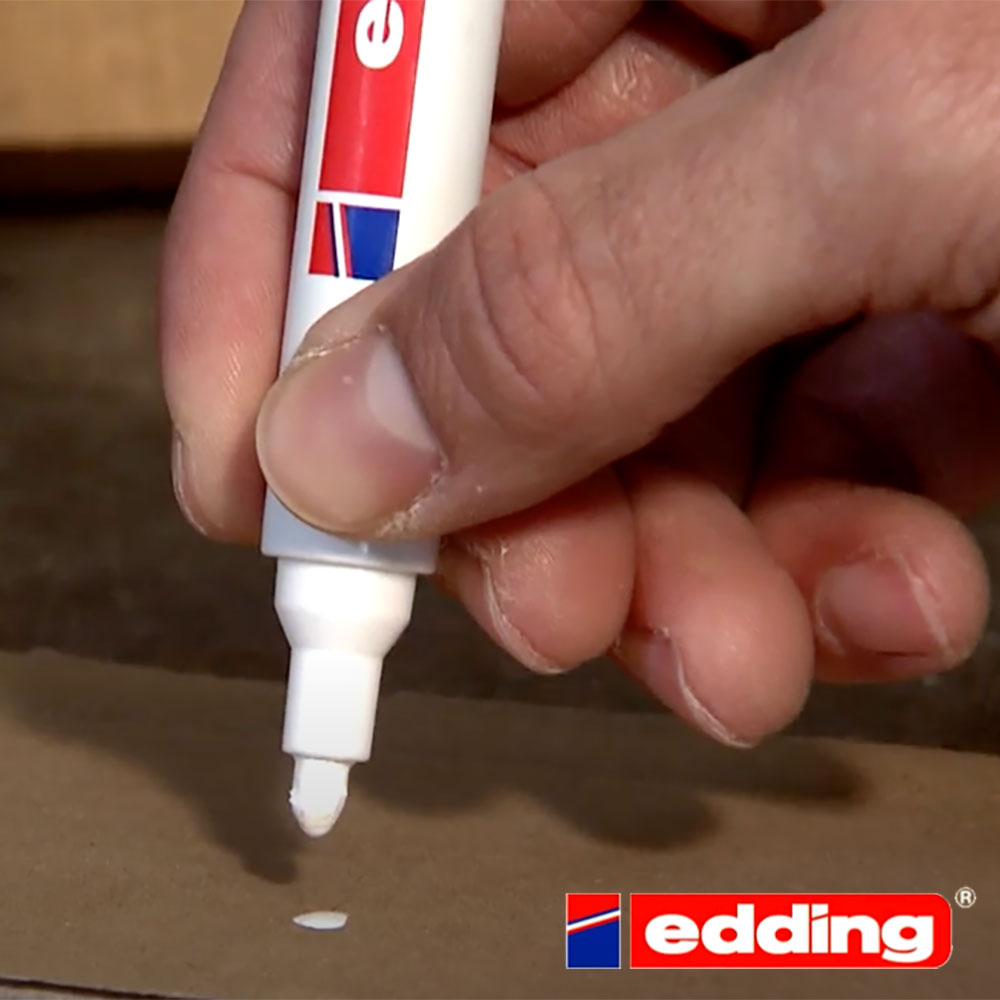 Edding 751 Paint Marker, Red (1-2 mm.)
