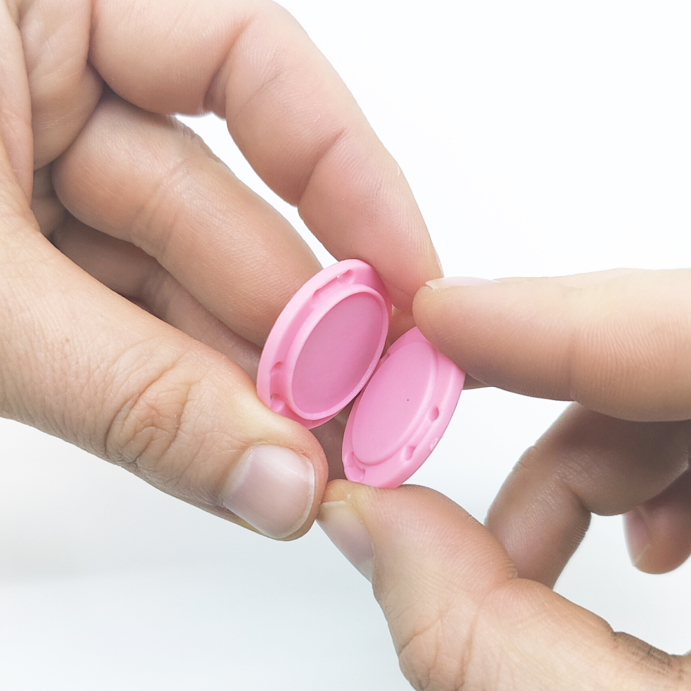 Magnetic button 26 mm., Pink