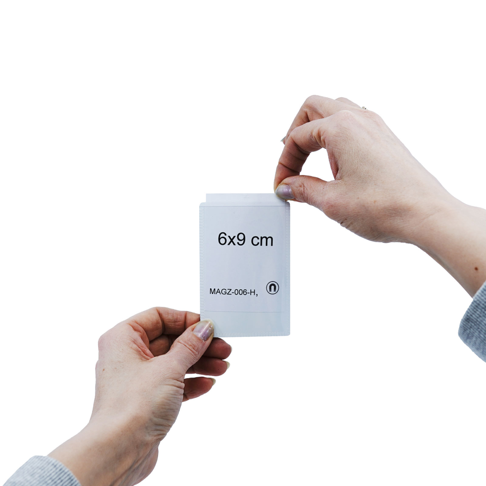 Magnetic pocket 6x9 cm, White