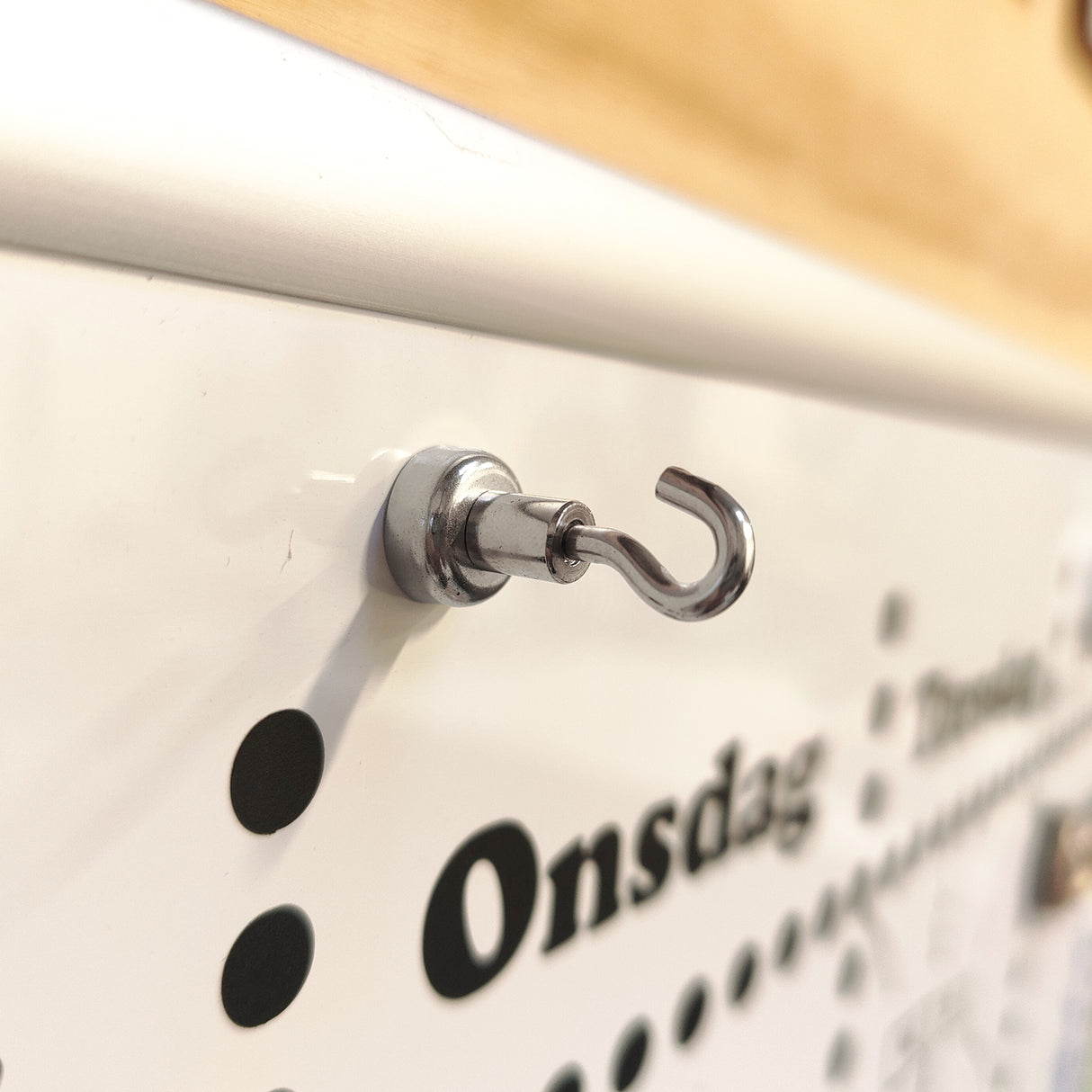 Pot magnets with hook, Ø12 mm.