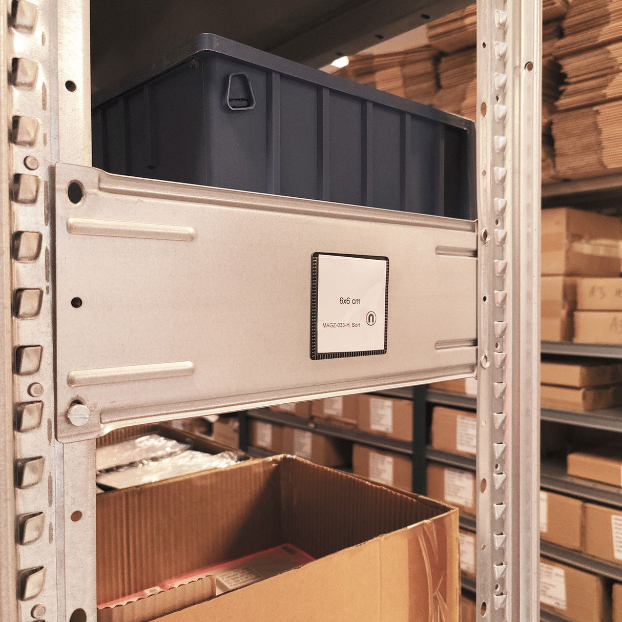 Magnetic pocket 6x6 cm, Black