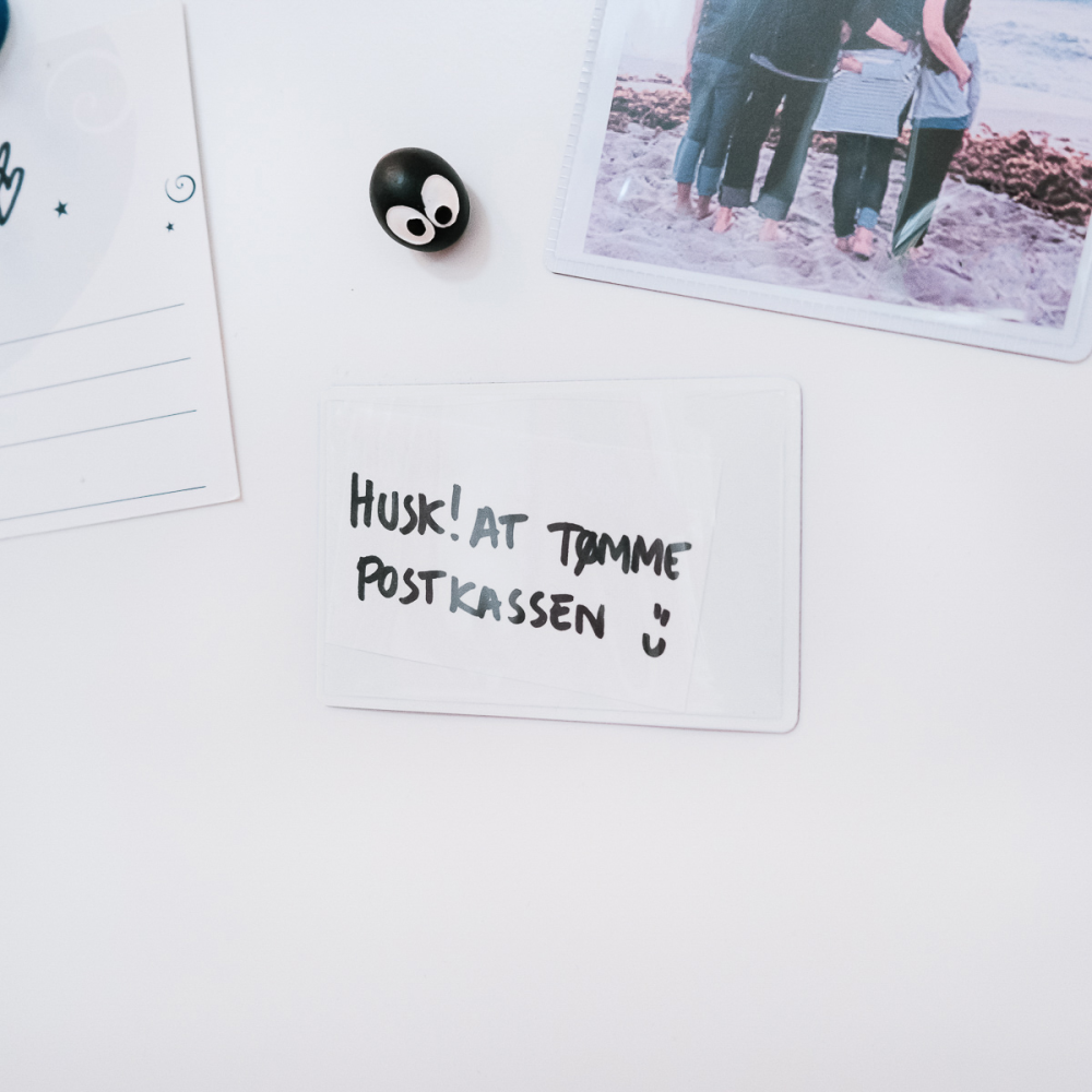 Magnetic pocket 9x6 cm, White