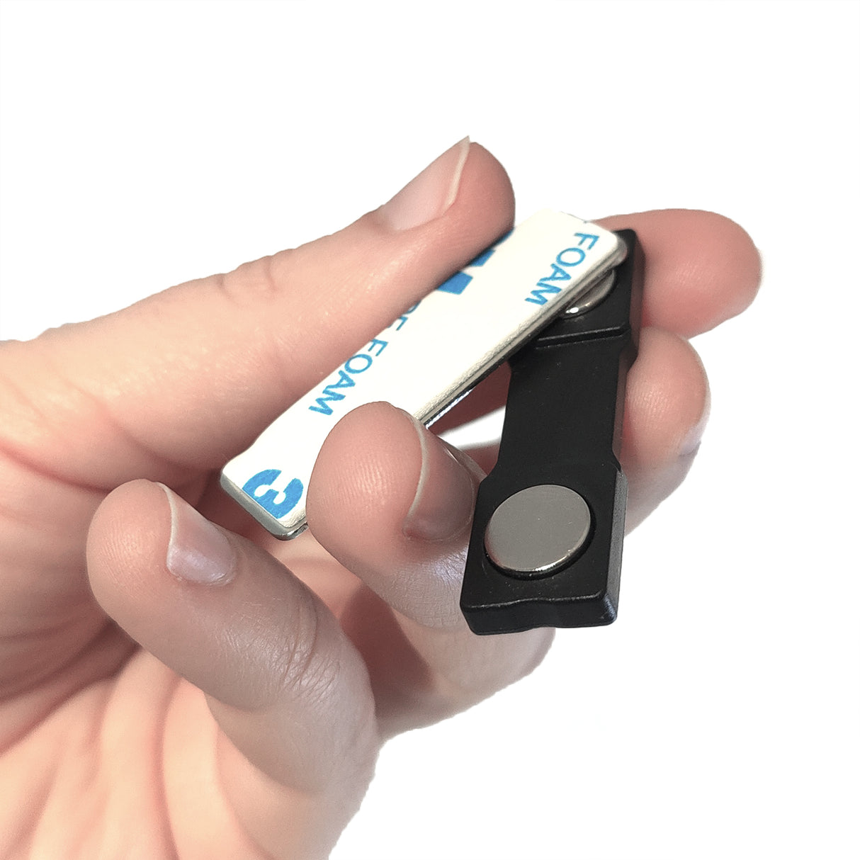 Magnetic name tag w/plastic 4.5 cm.