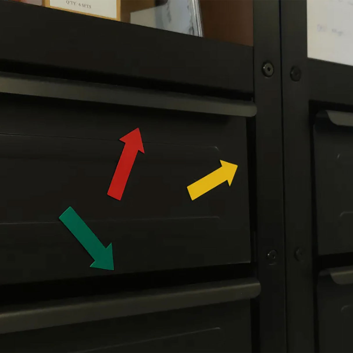 Colored arrows MIX 7x3 cm. (3-pack) - magnetic foil