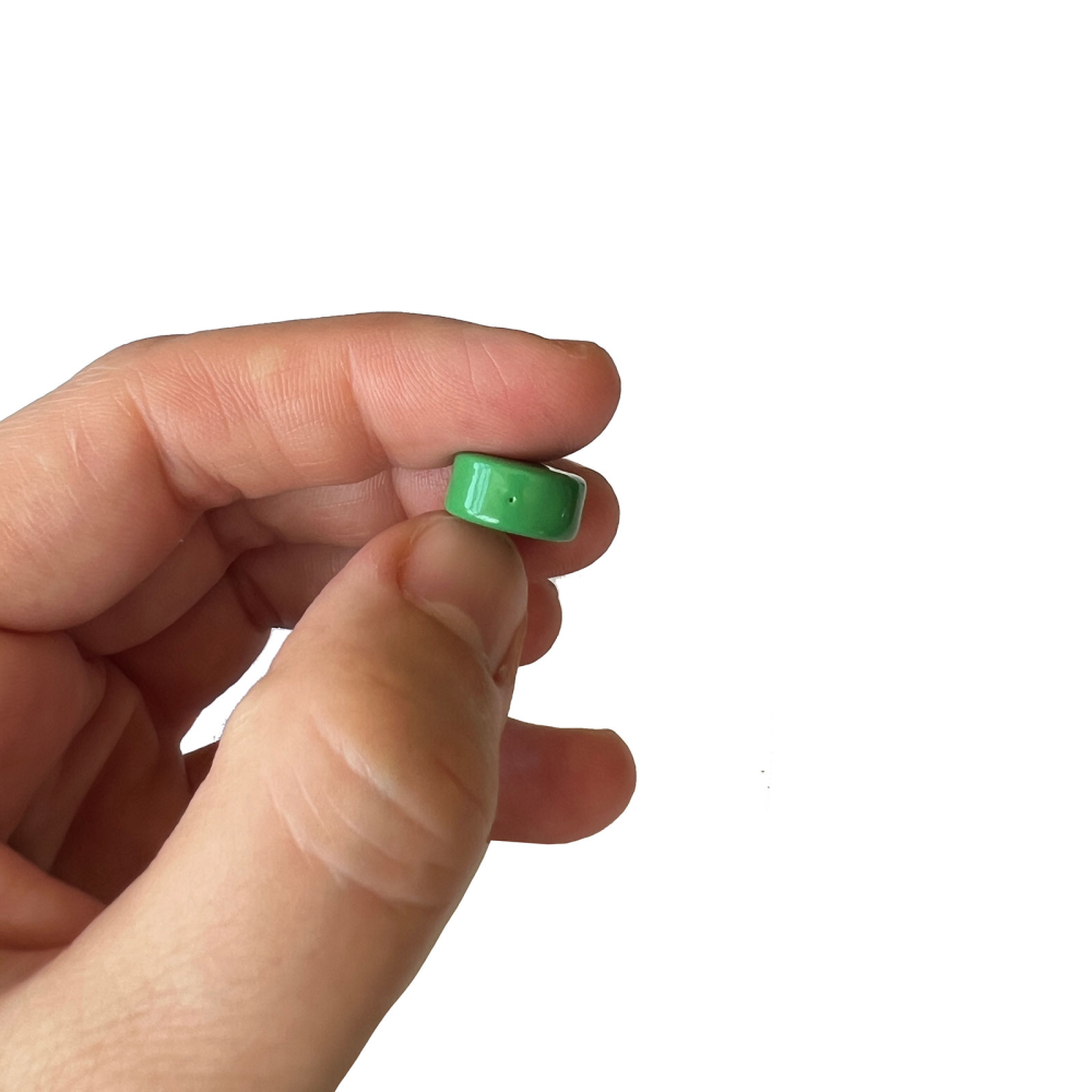 Ferrite magnets w/nylon - Green 5-pack