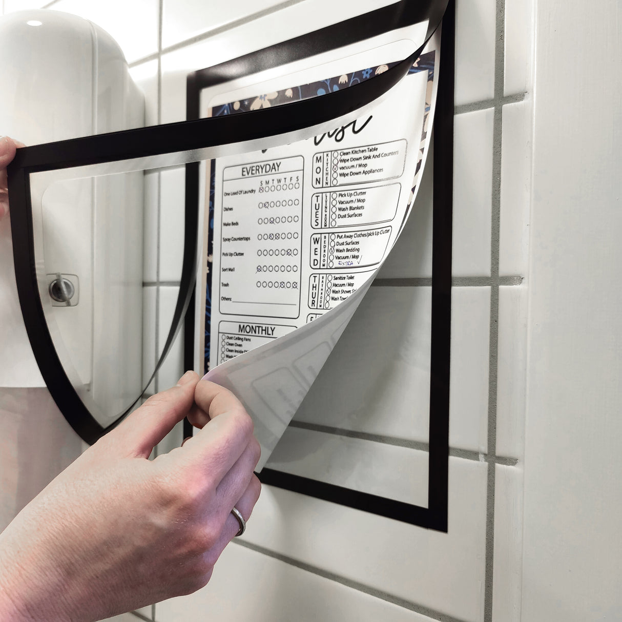 Magnetic pocket A4, Black w/writing field