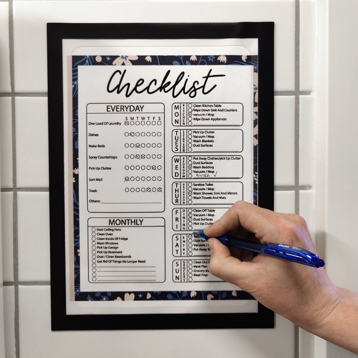 Magnetic pocket A4, Black w/writing field