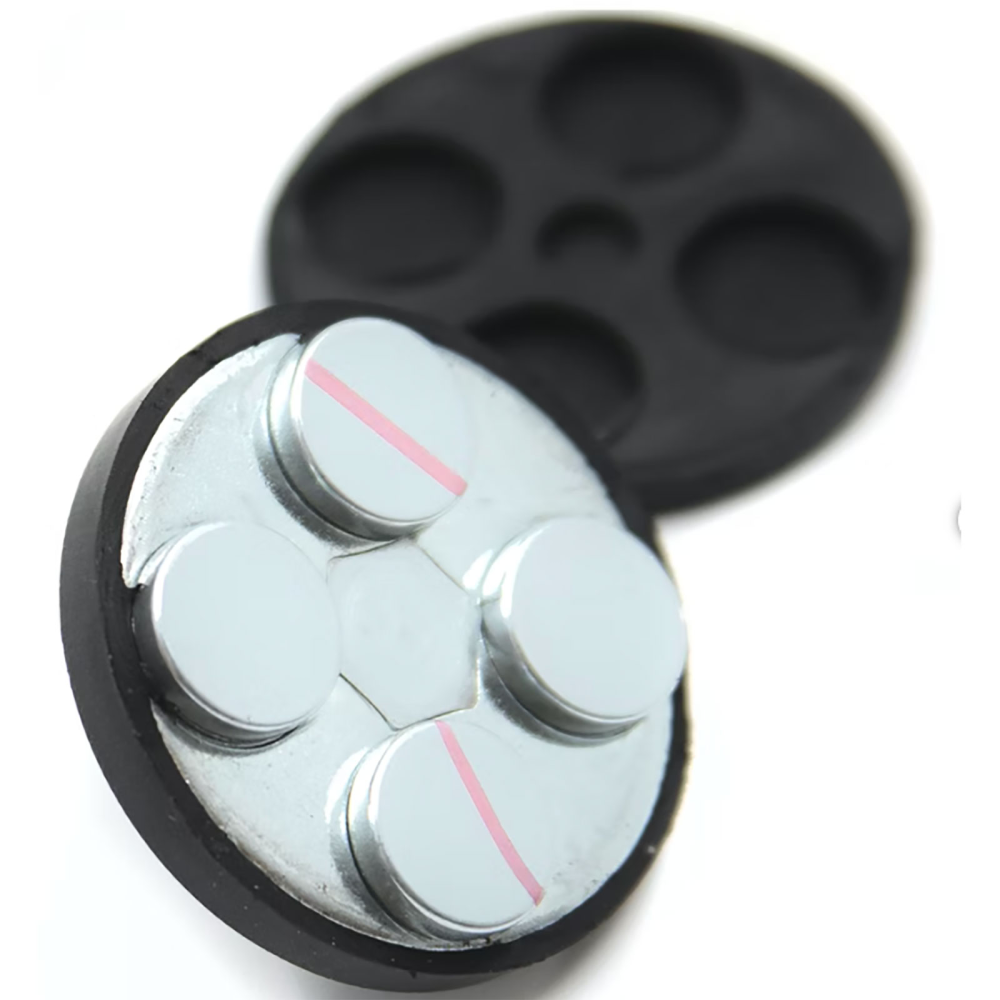 Rubber magnet w. threaded stud, Ø31 mm.