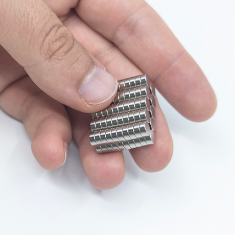 Hobby magnets 5x2 mm. (100-pack)