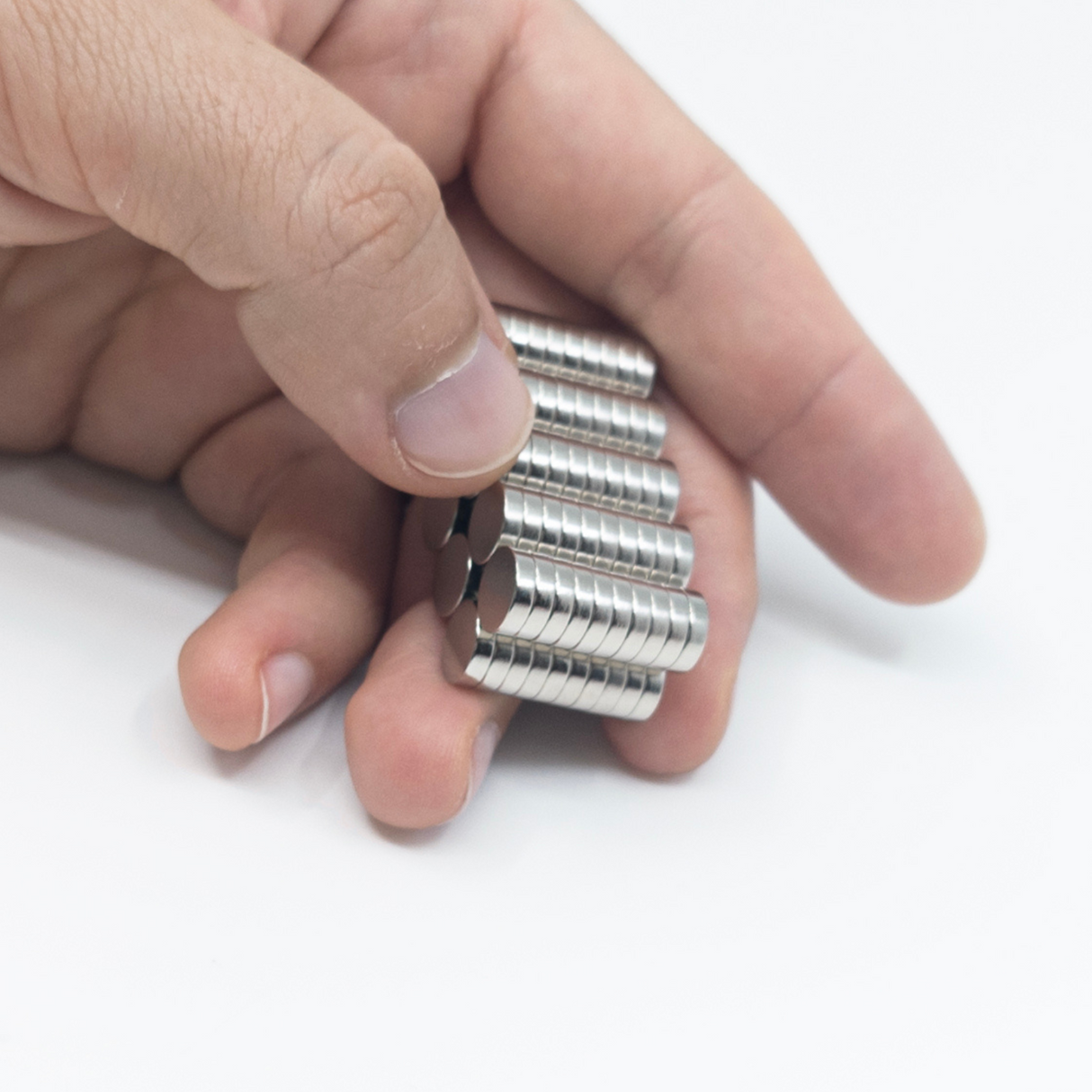 Hobby magnets 8x2 mm. (100-pack)